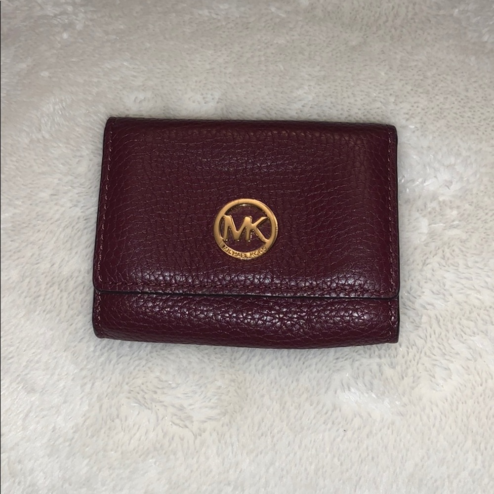 Small Michael Kors wallet